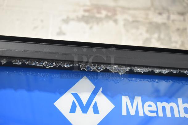 Crane 5800-4 vending machine, blue panel with glass damage, 115 volts, 1 phase, bill acceptor included.