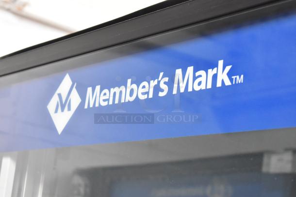 Crane 5800-4 metal commercial drink vending machine with bill acceptor, 115 volts, 1 phase, featuring "Member's Mark" branding.