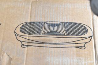 Brand new LifePro Rimblex Max 4D Vibration Plate in original packaging, slight box wear, valuable for fitness enthusiasts.