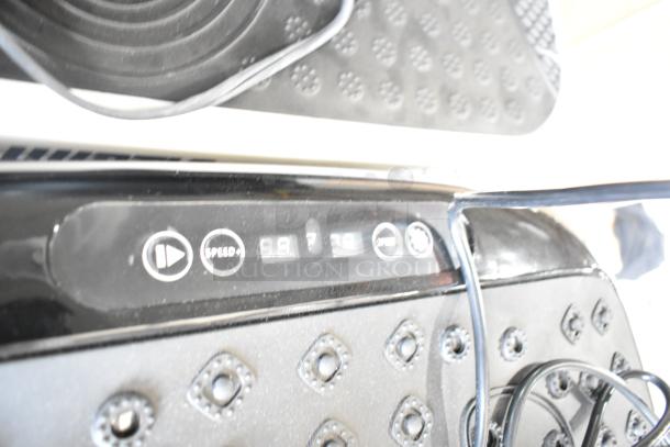 Hurtle HURVBTR36 vibration plate, digital display with speed control, textured surface, includes power cables.