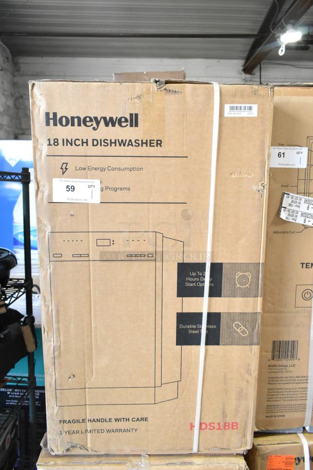 New Honeywell HDS18B 18" dishwasher in box, 8 settings, 6 programs, stainless steel tub, UL/Energy Star, 115V, scratch and dent.