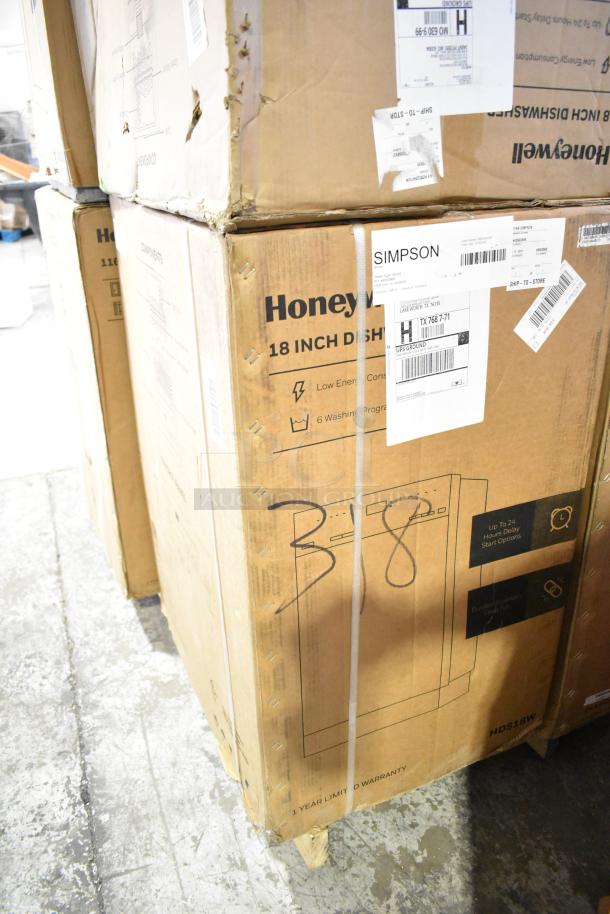 "New Honeywell HDS18W dishwasher, 18 in., 8 settings, 6 programs, stainless steel tub, UL/Energy Star, visible packaging wear."