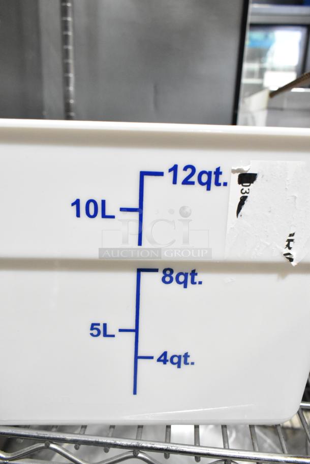 White food container with capacity markings of 5L to 12qt. Slight label damage, new condition. Part of scratch and dent auction lot.