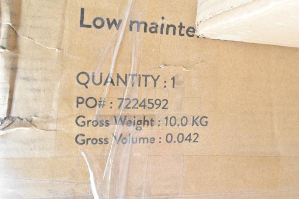 Cardboard box labeled "Low maintenance," quantity 1, PO#: 7224592, gross weight 10.0 kg, volume 0.042.