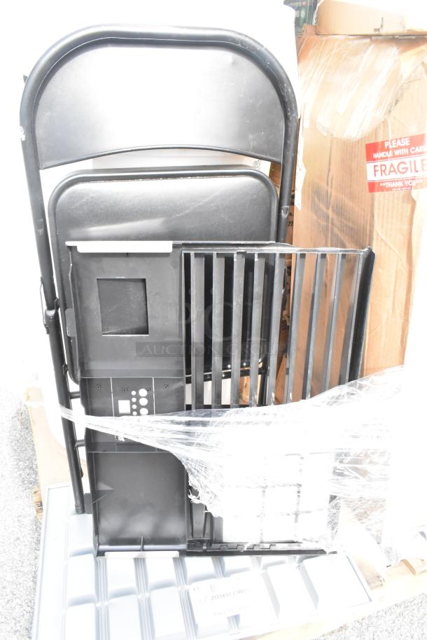 26 new items including black barstool cushion, nested pizza pans, tumblers, fryer basket. Scratch and dent condition.