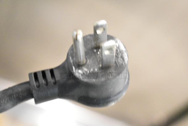 2016 True T-19F Commercial Freezer plug, 115 volts, 1 phase, in good condition.