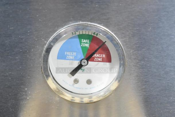 Silver King Commercial 3 Head Frozen Drink Mixer gauge, displaying temperature zones: Freeze, Safe, and Danger.