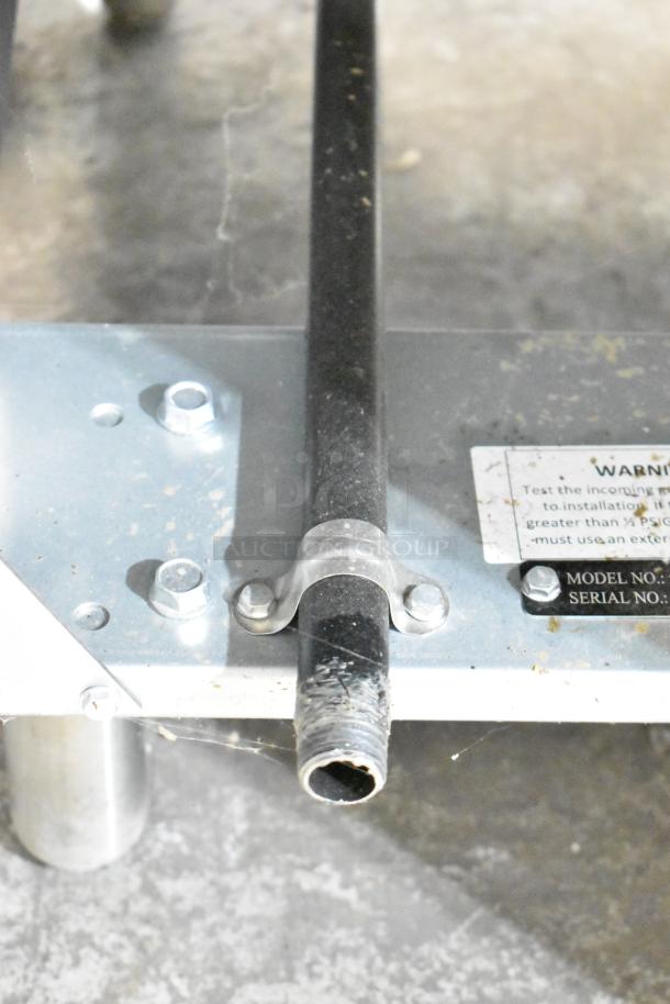 2022 Mainstreet 541FF40N floor-style natural gas fryer, 90,000 BTU, close-up showing connection detail. Model and serial plaque visible.