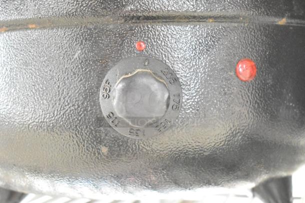 Glenray 102180 Commercial Soup Kettle, temperature dial, 120V, 1 Phase, black finish, suitable for countertop use, good condition.