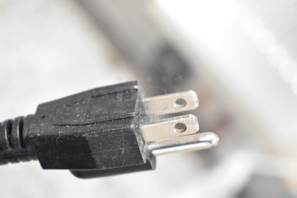 KoolMore HDC-1.5C display warmer power plug, black, 110-120V, suitable for countertop use.