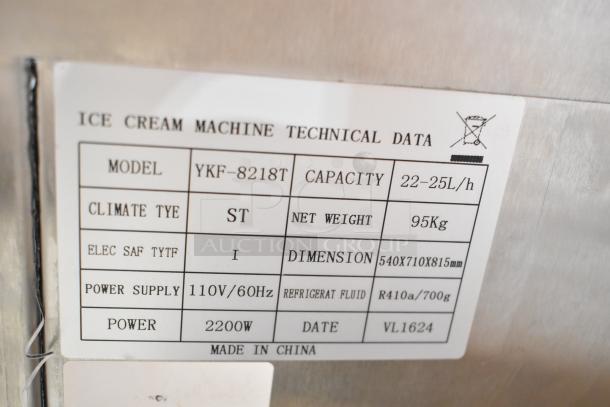 Vevor YKF-8218T ice cream machine label showing model, capacity 22-25L/h, power 2200W, and dimensions 540x710x815mm.