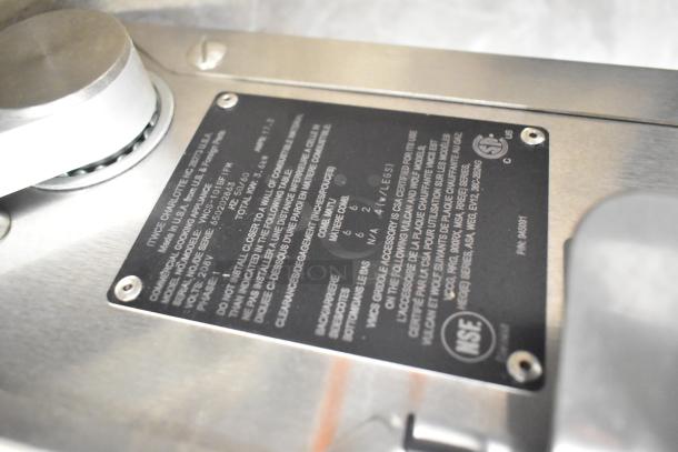 Vulcan VMCS-101BFIFM clamshell hood label details. 208V, 1 phase. Compatible with Vulcan/Wolf electric griddles.