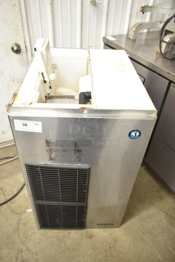 Hoshizaki KM-650MAH ice machine head, 661-lb/24-hr output, stainless steel, visible wear, power requirements 208-230V, 1 phase.
