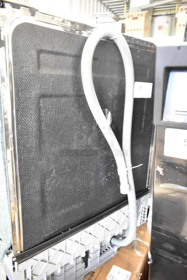 2025 Honeywell HDS24SS-H dishwasher, scratch and dent, 24 in, 12-place settings, 7 cycles, stainless steel/plastic tub.