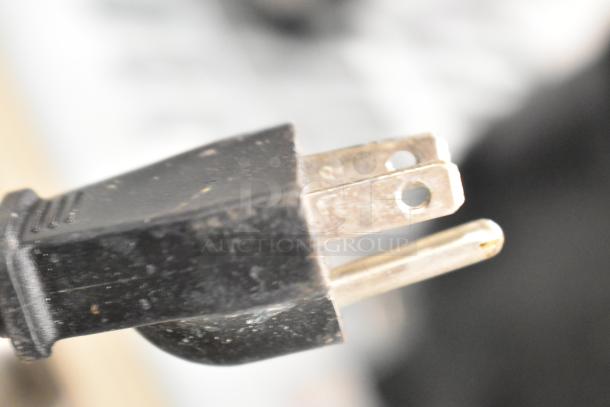 Close-up of a power plug for Glenray Commercial Countertop Soup Kettle, 120 volts, 1 phase.