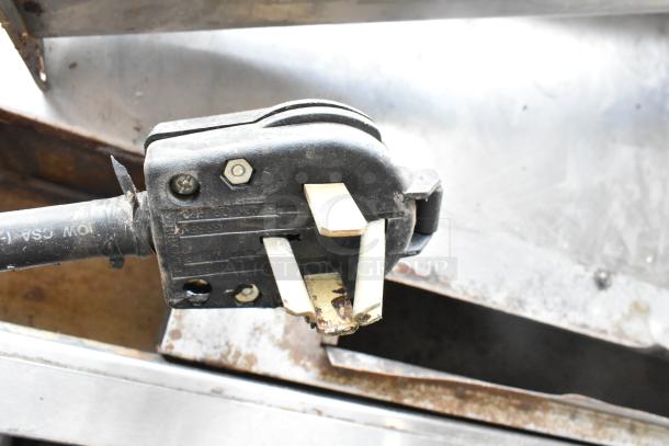 Electrical connection plug for Blodgett Mark V Convection Oven, showing wear. Includes part of the power cable.