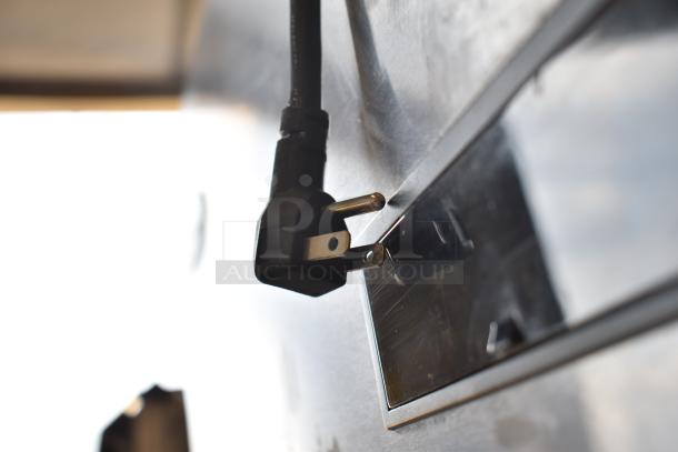 Power plug of Atosa Commercial 2 Half Size Reach In Cooler, designed for 115 volts, 1 phase connection.