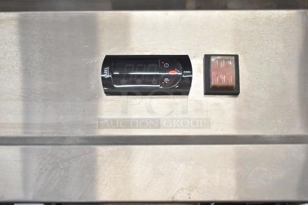 Spartan STR-23 commercial cooler control panel, features voltage indicator, and power switch. Model STR-23, 115V, 1 Phase.