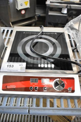 BRAND NEW SCRATCH AND DENT! Avantco 177IC1800 Countertop Induction Range / Cooker - 120 Volts, 1 Phase.