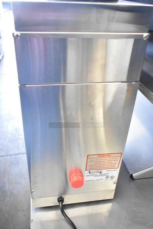 Brand new Avantco CMA1L2U automatic coffee maker, features 3 decanter warmers. 120 volts, 1 Phase. Scratch and dent condition.