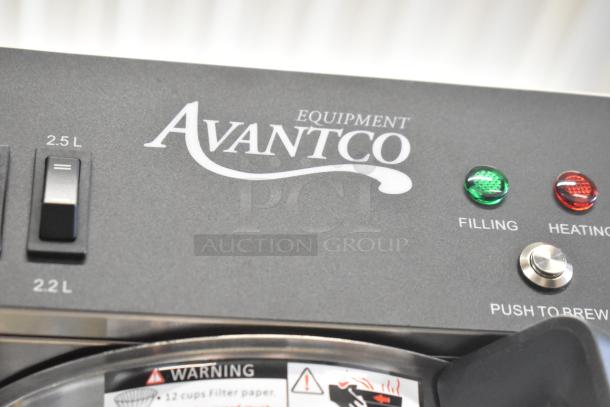 Avantco CMAPADJ automatic airpot coffee maker, 2.2-2.5L capacity, 120V, scratch and dent, filling and heating indicators.