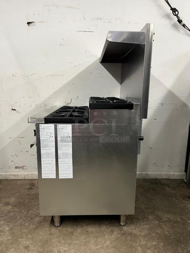 Brand new 2024 Evernew RC-ENR6B36TJ-NAT stainless steel 6 burner range with oven, backsplash, over shelf; natural gas, 210,000 BTU.