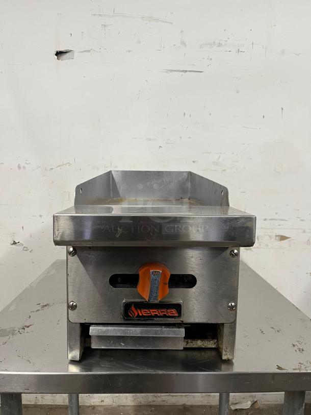 SIERRA SRMG-12 12" countertop gas griddle, 30,000 BTU, manual controls, stainless steel, used condition.