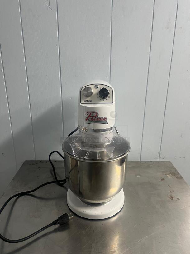 PRIMO PM-7 Commercial Planetary Mixer, 7 Quart, stainless steel bowl, off/on dial, used condition, power cord attached.