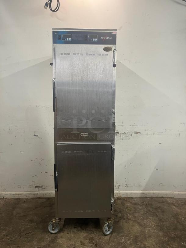 ALTO-SHAAM 1000-UP mobile heated cabinet, full height, 8-pan capacity, stainless steel, with control panel, on casters, 120V.
