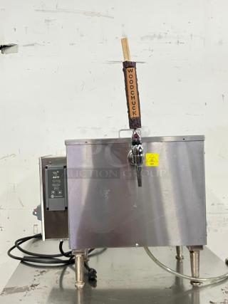 KEGRATOR commercial beer dispenser, portable countertop keg cooler, stainless steel, "Woodchuck" tap handle, good condition.