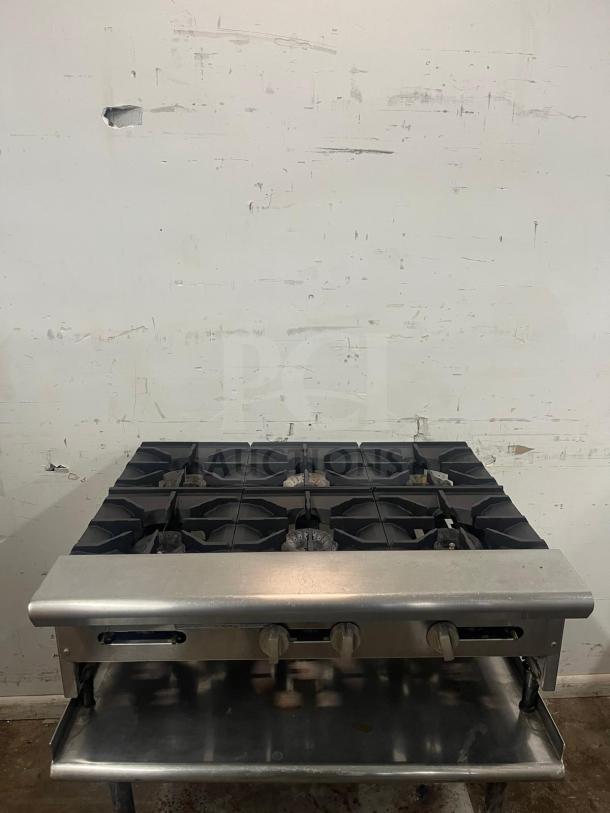 AMERICAN RANGE ARHP-36-6 heavy-duty griddle, 6 burners, stainless steel, thermostatic controls, 36" wide, good condition.