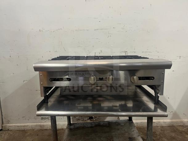 AMERICAN RANGE ARHP-36-6 heavy-duty thermostatic griddle with 6 burners, 36" wide, 3/4" thick hot plate, used condition.