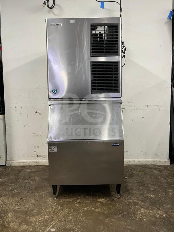 Hoshizaki KM-901MAJ 30" air-cooled ice machine, stainless steel finish, 950 lb/day, 500 lb storage, good condition.