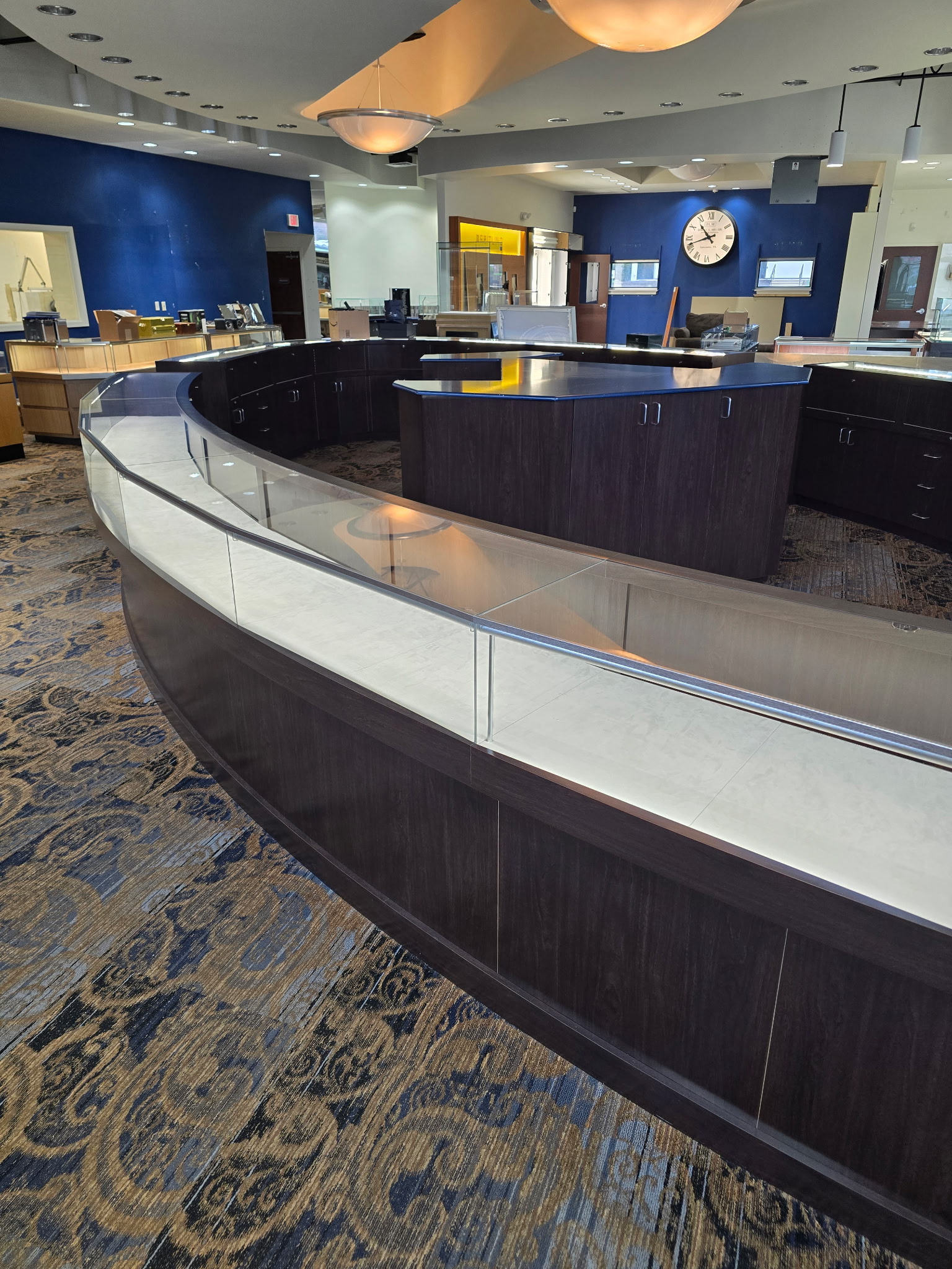 High End Jewelry Store Fixtures, Accessories, Tools and Sunglasses ON SITE Auction