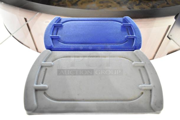 Gesswein Elmasonic S30H Ultrasonic Jewelry Cleaner, 115-120V, 1 Phase, with blue lid, in good condition.