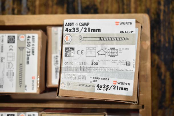 Boxes of Wurth screws, model 4x35/21mm, 500 units each, in sealed cardboard packaging.