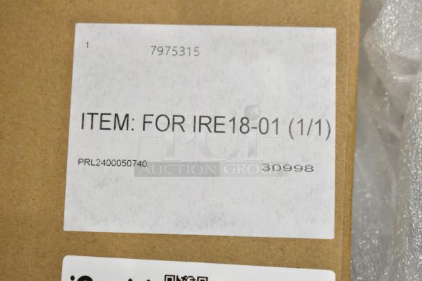 Brown box with label indicating "ITEM: FOR IRE18-01." Contains iGuzzini RE18 Underscore LED Light Strip. Item codes visible.