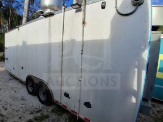 Commercial kitchen trailer featuring grease hood, Dean fryers, Sierra griddle, Wells cooktop, Arctic Air refrigeration.