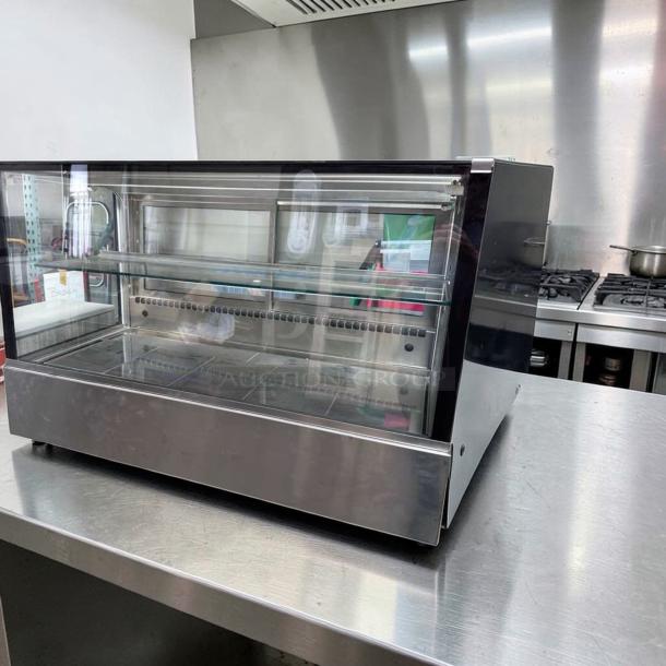 Immaculate RPI Industries VICD3-20-R display case, glass merchandiser, commercial grade, stainless steel, operational.