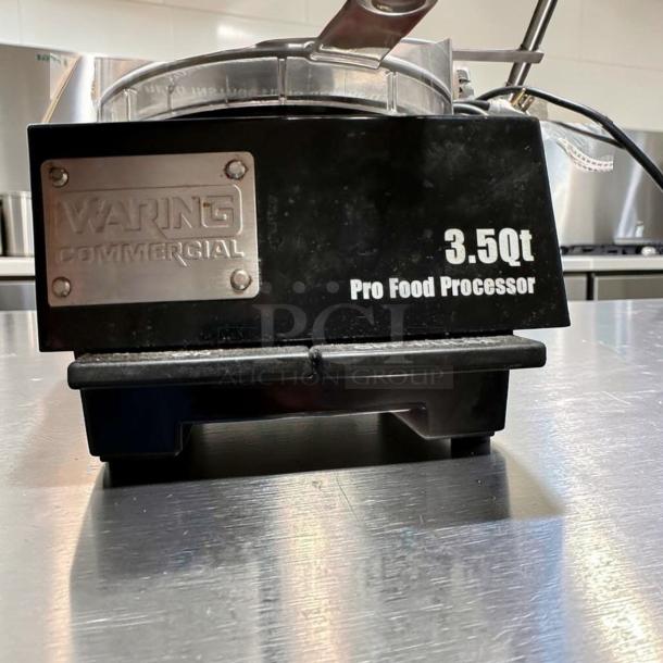 Waring WFP14S Commercial Food Processor, 3.5 Qt, pristine condition, heavy-duty, 120V, tested, with branding label.