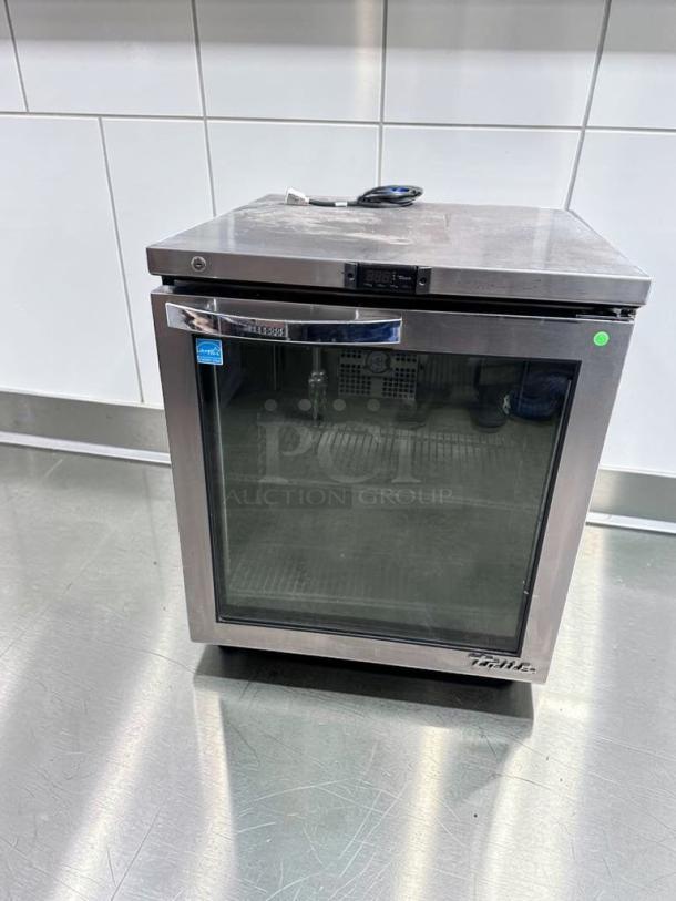 True TUC-27G-HC undercounter glass door refrigerator, stainless steel, 27", 115V, excellent condition, fully tested.