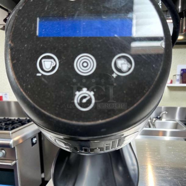 Cunill Tranquilo-Tron espresso grinder, digital display, control buttons, silent system, excellent condition, fully tested.