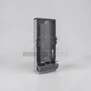 Dixie SmartStock SSSD120 Spoon Dispenser, holds 120 utensils, smoke finish, outstanding condition, new, commercial countertop use.