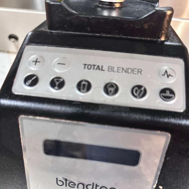 Blendtec EZ600 Commercial Blender, elite condition, 1500W motor, control panel close-up, Orem, Utah. Model EZ600/ES3.