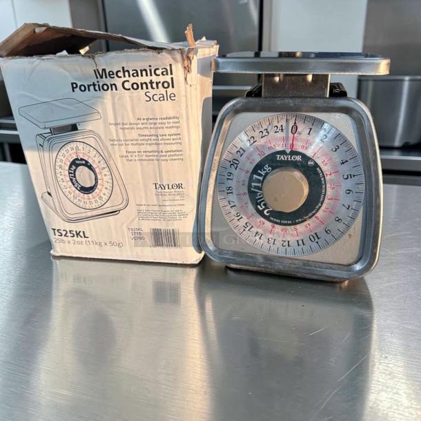 Pristine Taylor TS25KL Mechanical Portion Control Scale, 25 lb capacity, commercial grade, fully tested, with original box.