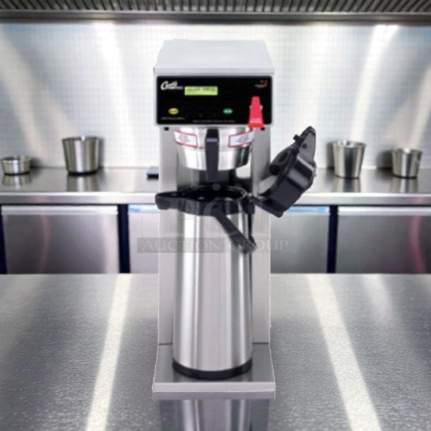 Exceptional condition Wilbur Curtis D500GT12A000 automatic coffee brewer with hot water faucet, 120V, fully tested.