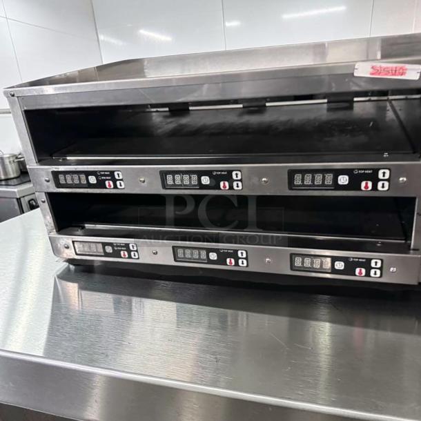 Carter-Hoffmann M212S-2T holding cabinet, stainless steel, USB port, excellent condition, tested, operational, 26" heated system.