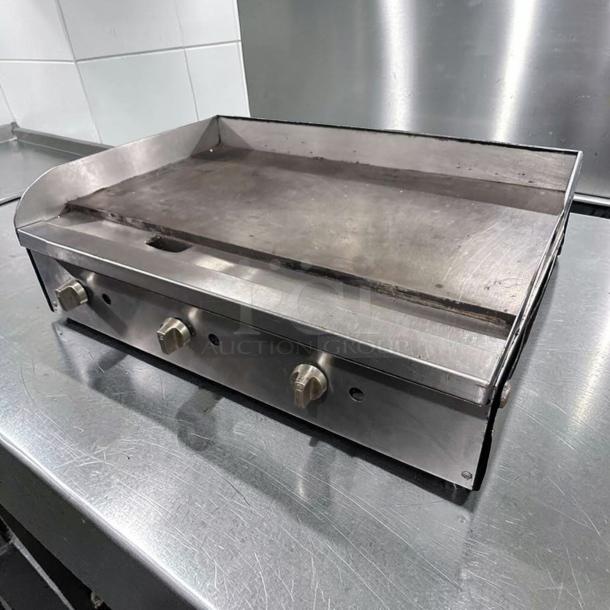 36" Commercial Gas Griddle, stainless steel, heavy-duty flat top, excellent condition, three control knobs, fully tested.