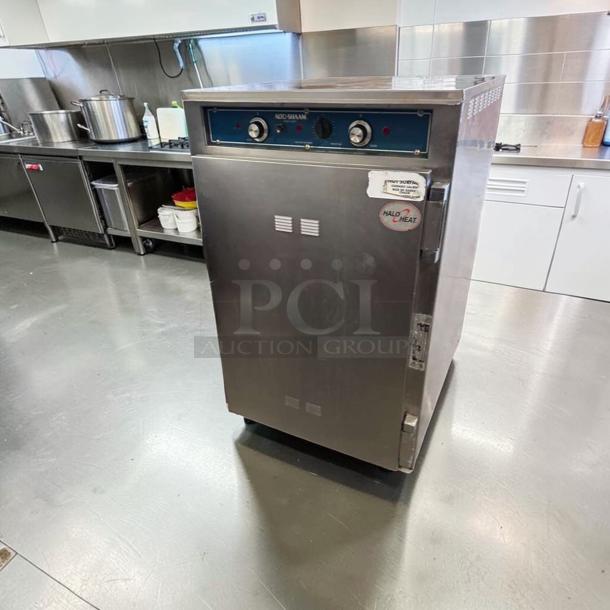 Superior condition Alto-Shaam 1000-TH-II cook & hold oven with classic controls, stainless steel, 120V, fully tested.