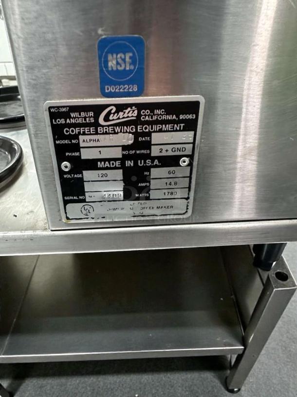 Curtis Alpha 3 coffee brewer in like-new condition. NSF & UL listed. Model Alpha 3. 120V. Made in USA.
